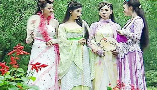 风花雪月是回家吃瓜呀,回家吃瓜的温馨时光